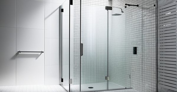 Tout savoir sur les portes de douche : modèles, styles et dimensions